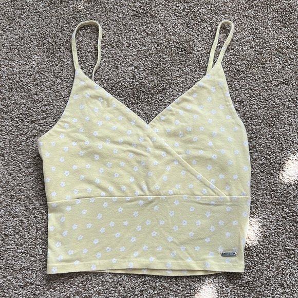 HOLLISTER shirt! - Picture 1 of 2